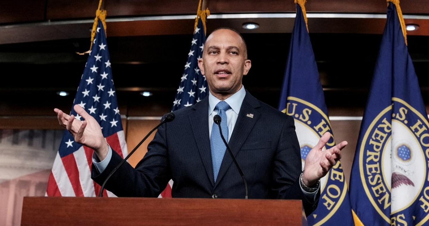 ΗΠΑ – shutdown: «Χρησιμοποιείτε σαν όπλο την πείνα των Αμερικανών», καταγγέλλει ηγέτης των δημοκρατικών