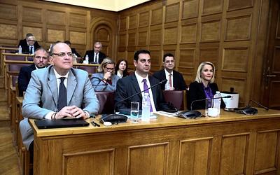 ΣΥΡΙΖΑ: Ο ρόλος "γκουβερνάντας" για τον «Φραπέ» στο Υπουργείο Αγροτικής Ανάπτυξης;