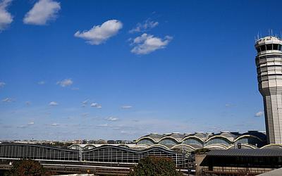 ΗΠΑ: "Κλείνουμε τον εναέριο χώρο αν τα ταξίδια δεν είναι ασφαλή"