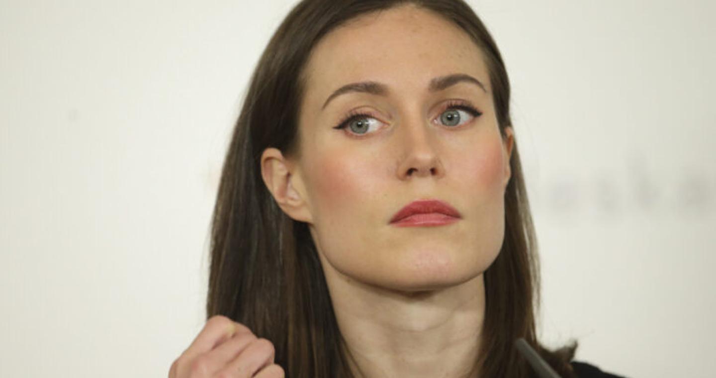 Η πρώην πρωθυπουργός της Φινλανδίας Σάνα Μαρίν καταγγέλλει τον σεξισμό που υπέστησαν οι γυναίκες μέλη της κυβέρνησής της