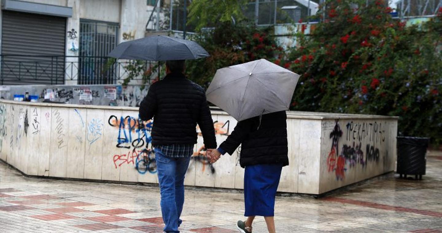 Καιρός: Πτώση της θερμοκρασίας, βοριάδες και τοπικές μπόρες