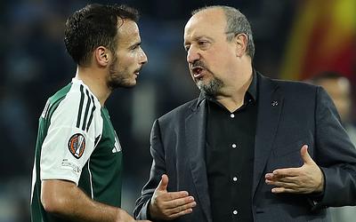 Μπενίτεθ: «Κλειδί η ισορροπία στο ντέρμπι με ΠΑΟΚ»