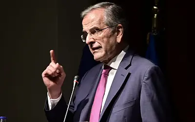 Σαμαράς: «Ο Μητσοτάκης μετέτρεψε τη ΝΔ σε ΠΑΣΟΚ με μπλε χρώμα!»