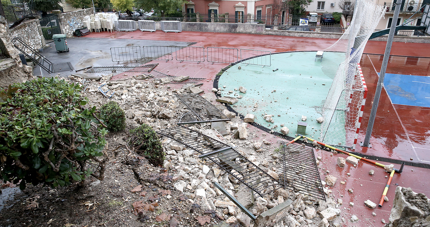 Κέρκυρα: Κύμα κακοκαιρίας με ισχυρούς ανέμους και έντονη βροχόπτωση