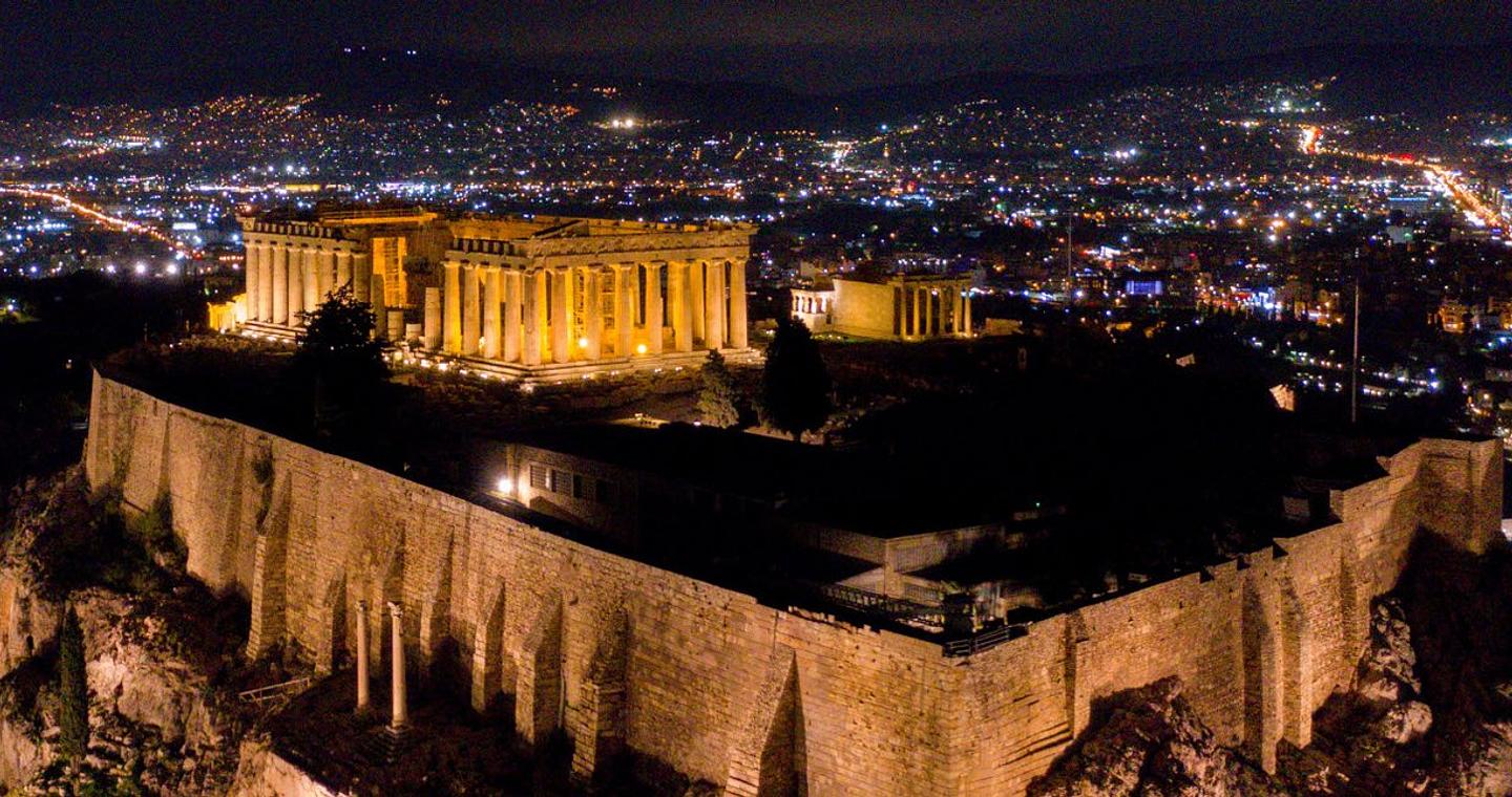 Scope Ratings: Αναβάθμιση του outlook της Ελλάδας σε «θετικό» -Σταθερή στο «ΒΒΒ» η αξιολόγηση της οικονομίας