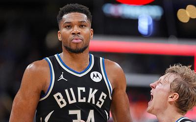 Ο Αντετοκούνμπο «έπνιξε» τους Μπουλς: Απίστευτη εμφάνιση του Greek Freak!