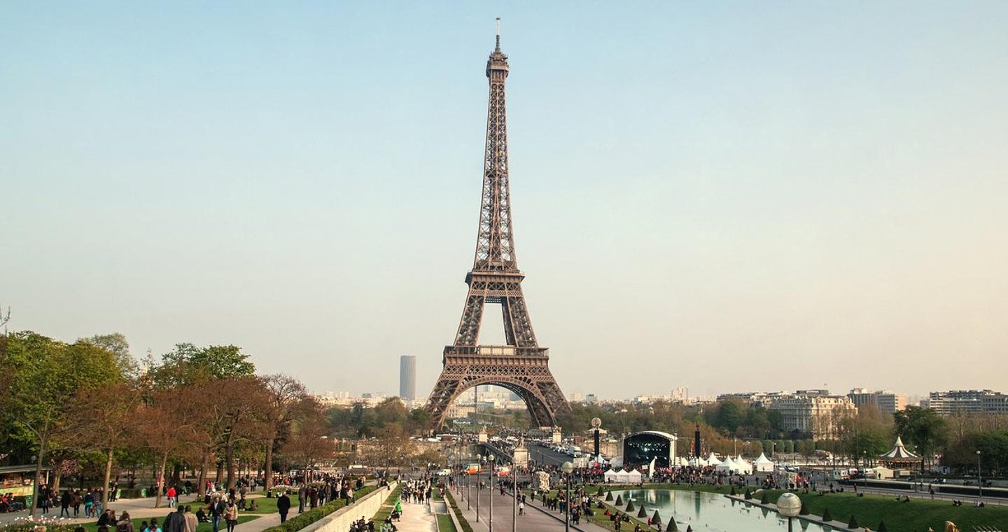 Το Παρίσι μείωσε τις εκπομπές αερίων του θερμοκηπίου του κατά ένα τέταρτο σε 10 χρόνια-«Σαν να αφαίρεσε 200.000 κατοίκους από τον χάρτη»