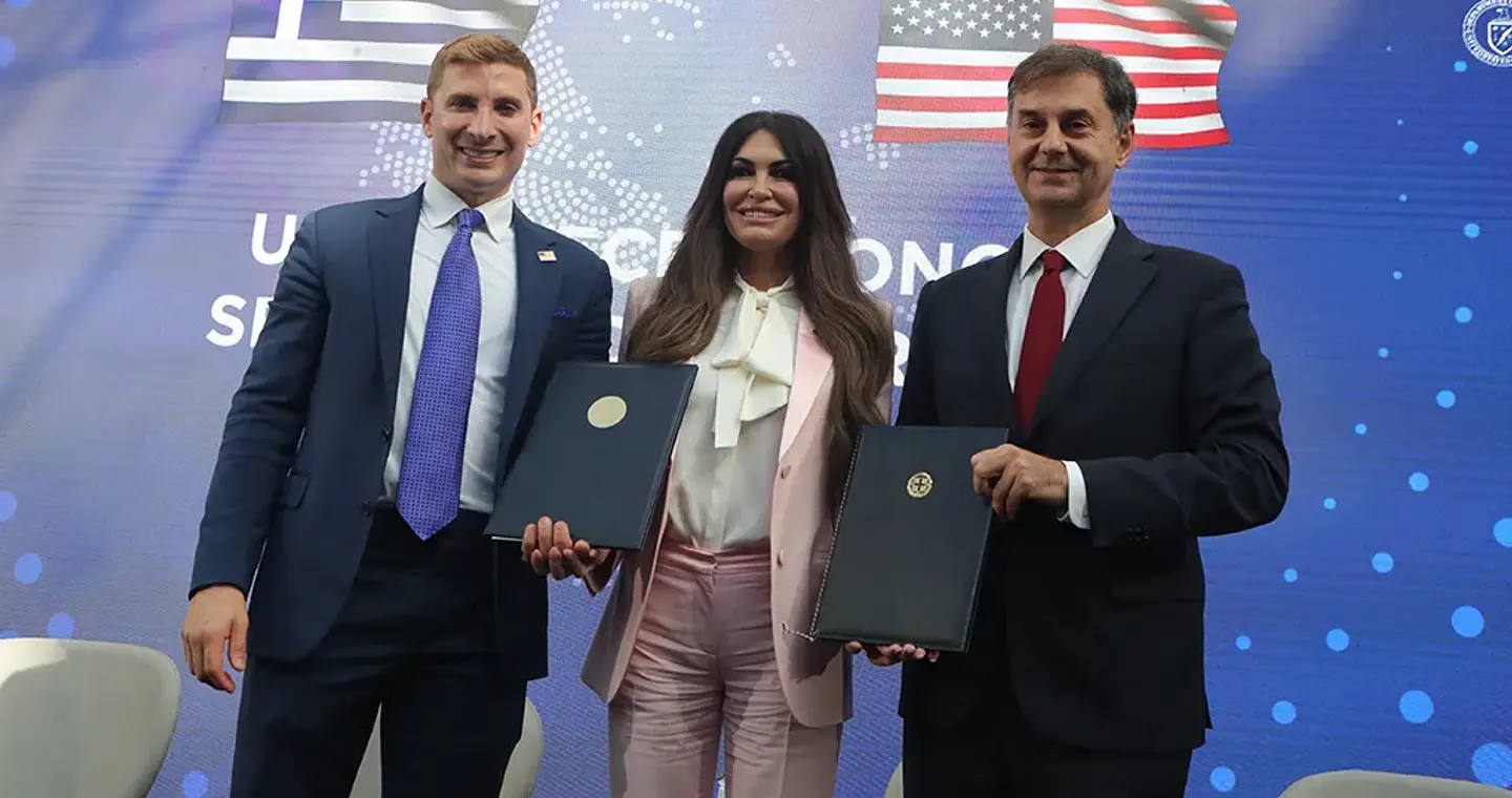 Ελλάδα, υποπόδιο του Τραμπ στην Ευρώπη;