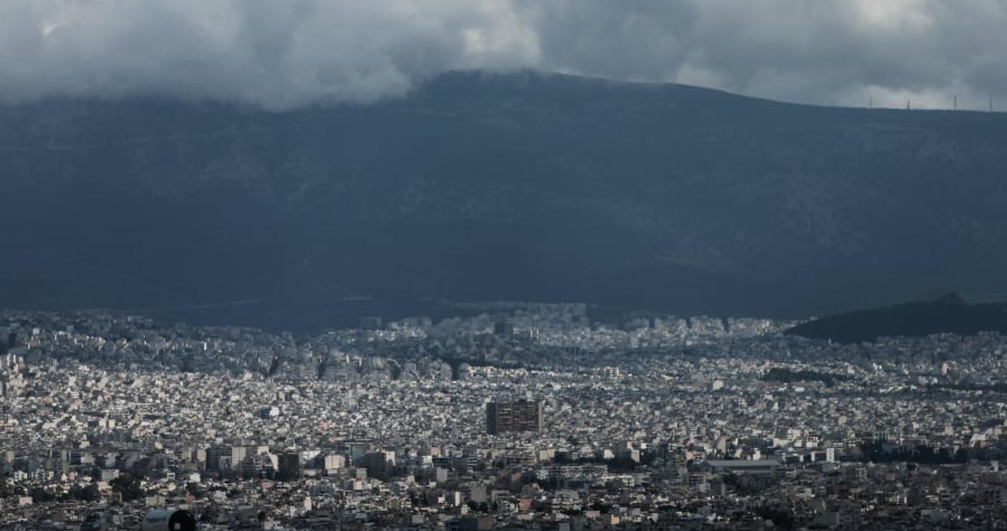 ΑΑΔΕ: Πωλήσεις ακινήτων χωρίς φορολογική ενημερότητα για οφειλέτες