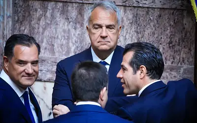 Σαμαράς εναντίον Μαξίμου: Η «σιγή» που έσπασε η ακροδεξιά