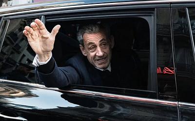 Σαρκοζί: Ελεύθερος και πάλι με την οικογένειά του στο Παρίσι