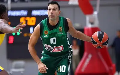 Σλούκας: Έγραψε ιστορία! Πρώτος Έλληνας στα τρίποντα της EuroLeague!