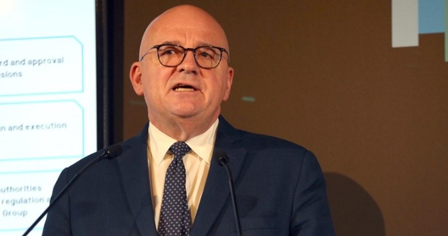 Στεφάν Μπουζνά: Η ελληνική οικονομία διανύει μια εντυπωσιακή μεταμόρφωση