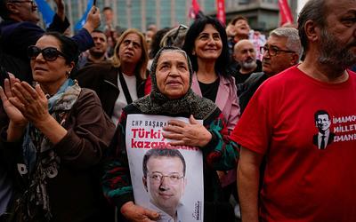 Τουρκία: Δίωξη μαμούθ κατά Ιμάμογλου και CHP – Τι συμβαίνει;