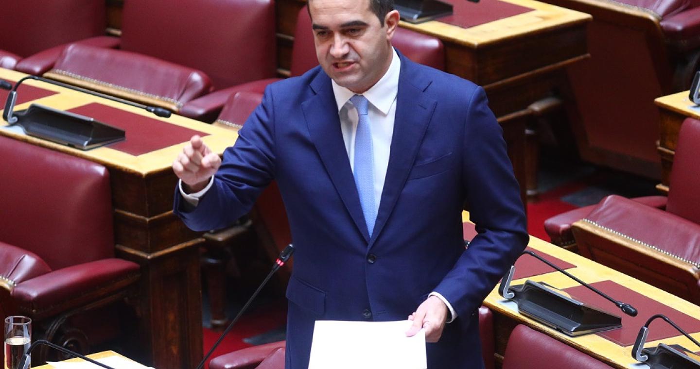 Βουλή: Εγκαινιάστηκε ο «κόφτης» - Πρώτος «παραβάτης» ο Μιχάλης Κατρίνης