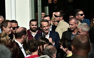 Μητσοτάκης στην Ελευσίνα: Αναβάθμιση, έργα και αυξήσεις στους μισθούς!