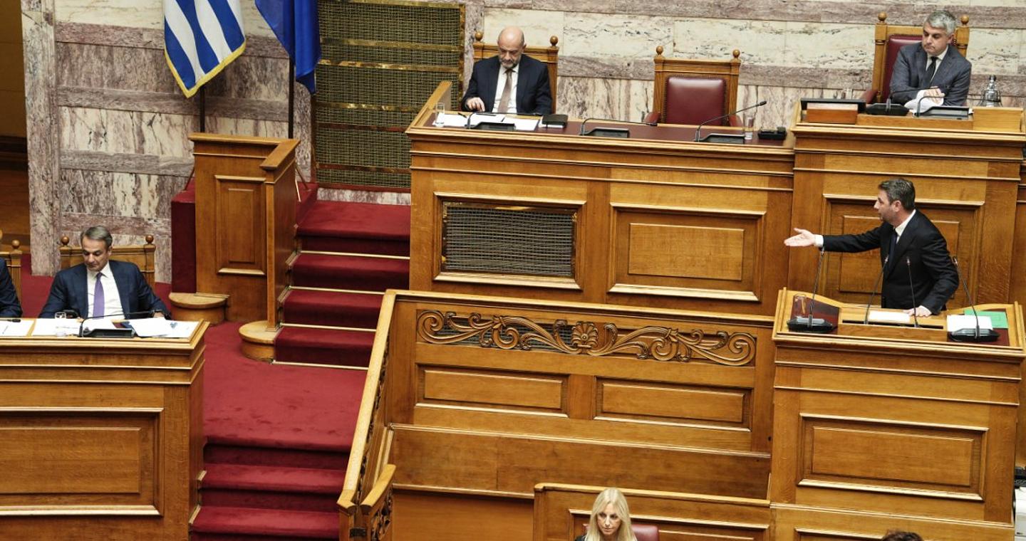 Ο Ανδρουλάκης περιμένει τον Μητσοτάκη στη… γωνία για την ακρίβεια και το ιδιωτικό χρέος – Σήμερα η σύγκρουση στη Βουλή
