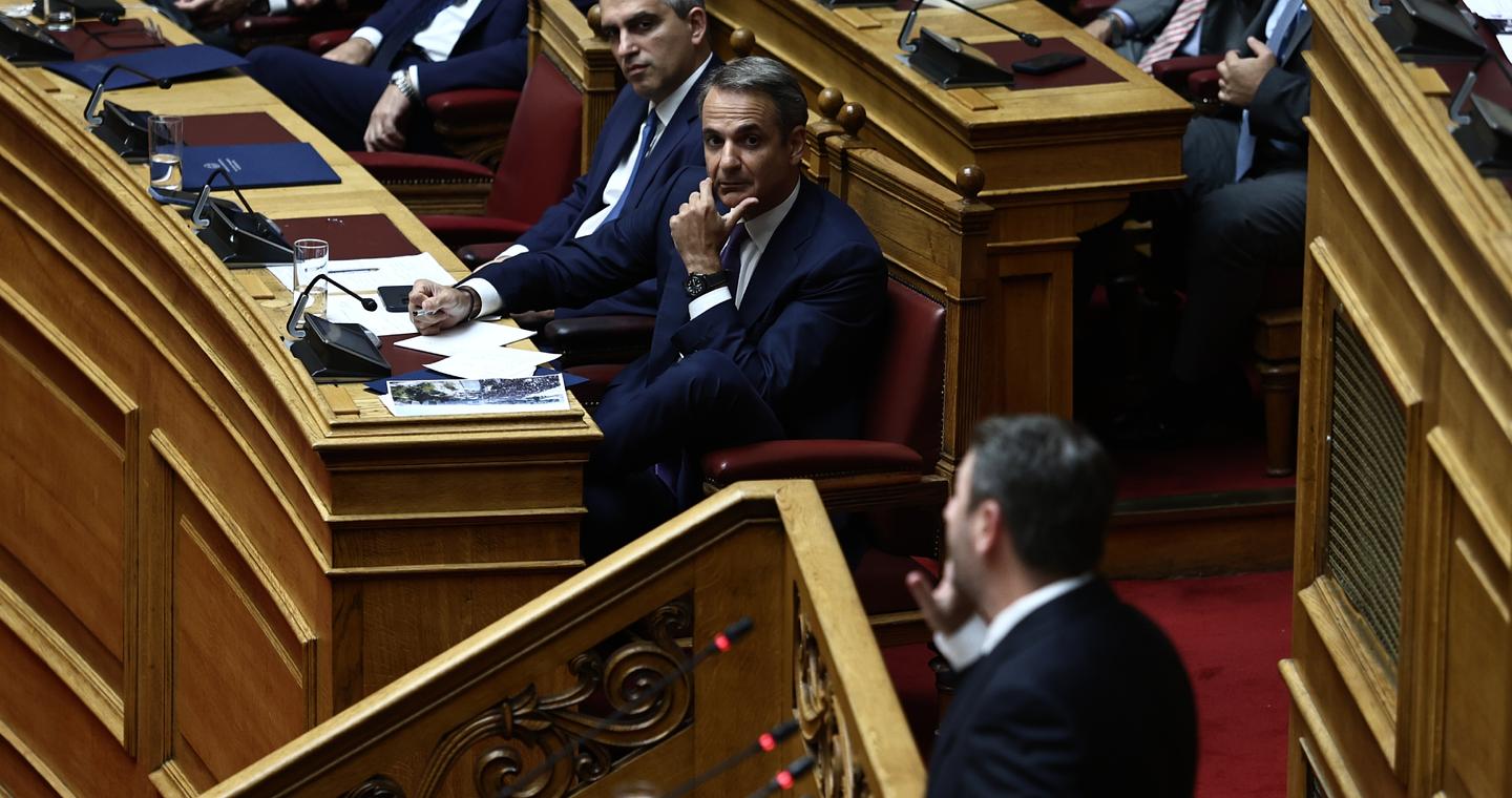 Βουλή: Live το μπρα ντε φερ Μητσοτάκη – Ανδρουλάκη για ακρίβεια και ιδιωτικό χρέος