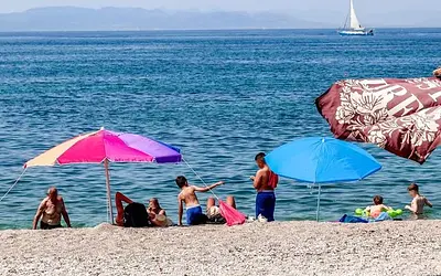 Ο καιρός αλλάζει: Υποχωρούν οι υψηλές θερμοκρασίες – Τι να περιμένουμε