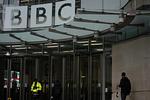Τραμπ εναντίον BBC: «Θα τους μηνύσω για δισεκατομμύρια!»