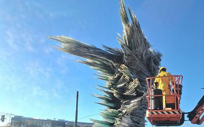 Ο "Δρομέας" καθαρίστηκε και λάμπει: Νέα εικόνα για το εμβληματικό γλυπτό!