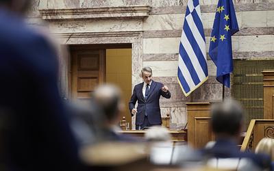 Μητσοτάκης VS Ανδρουλάκης: Επική σύγκρουση στη Βουλή για την οικονομία!