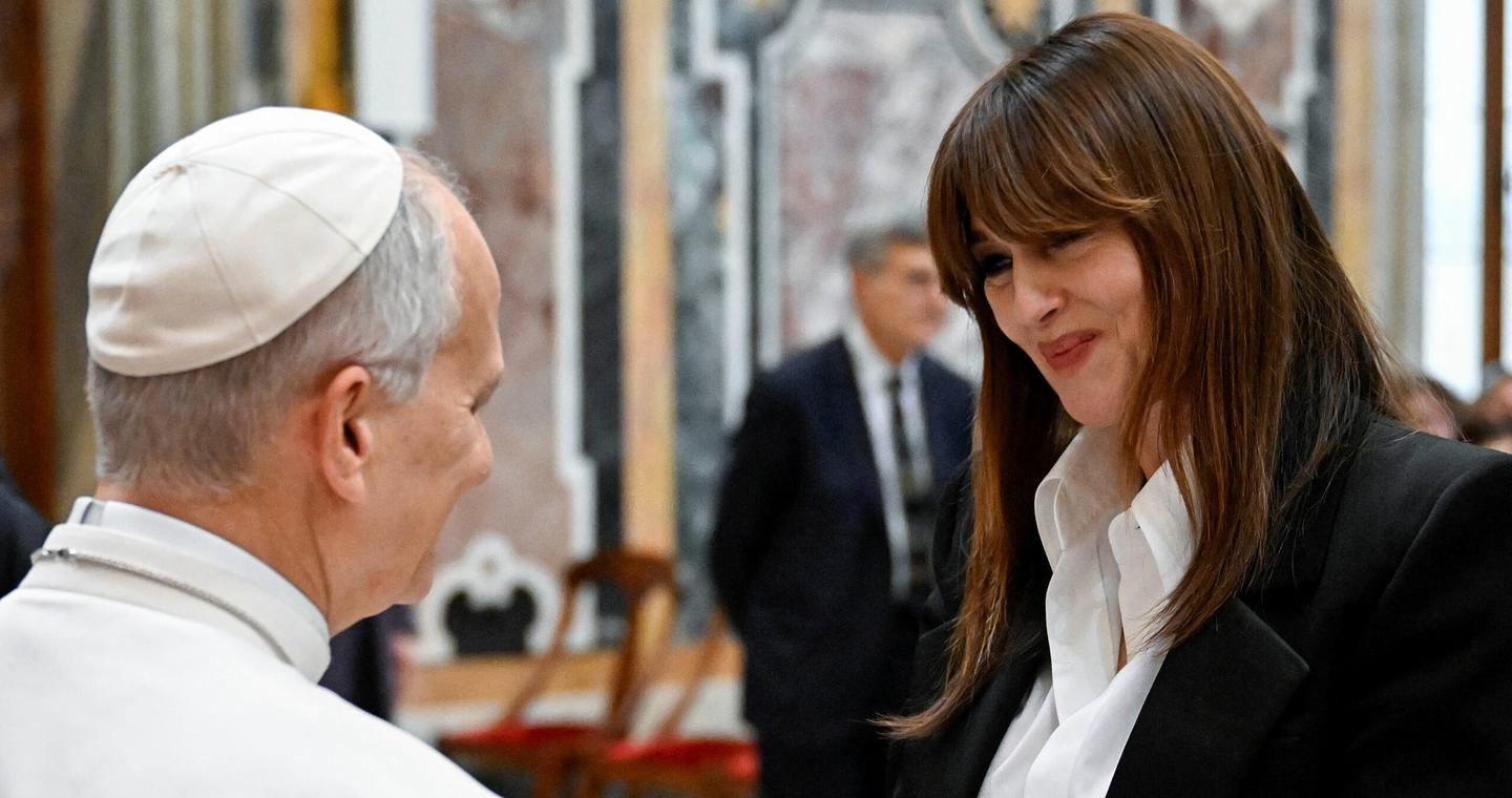 Με τη Μπελούτσι, τη Μπλάνσετ και άλλους σταρ της μεγάλης οθόνης συναντήθηκε ο πάπας Λέων