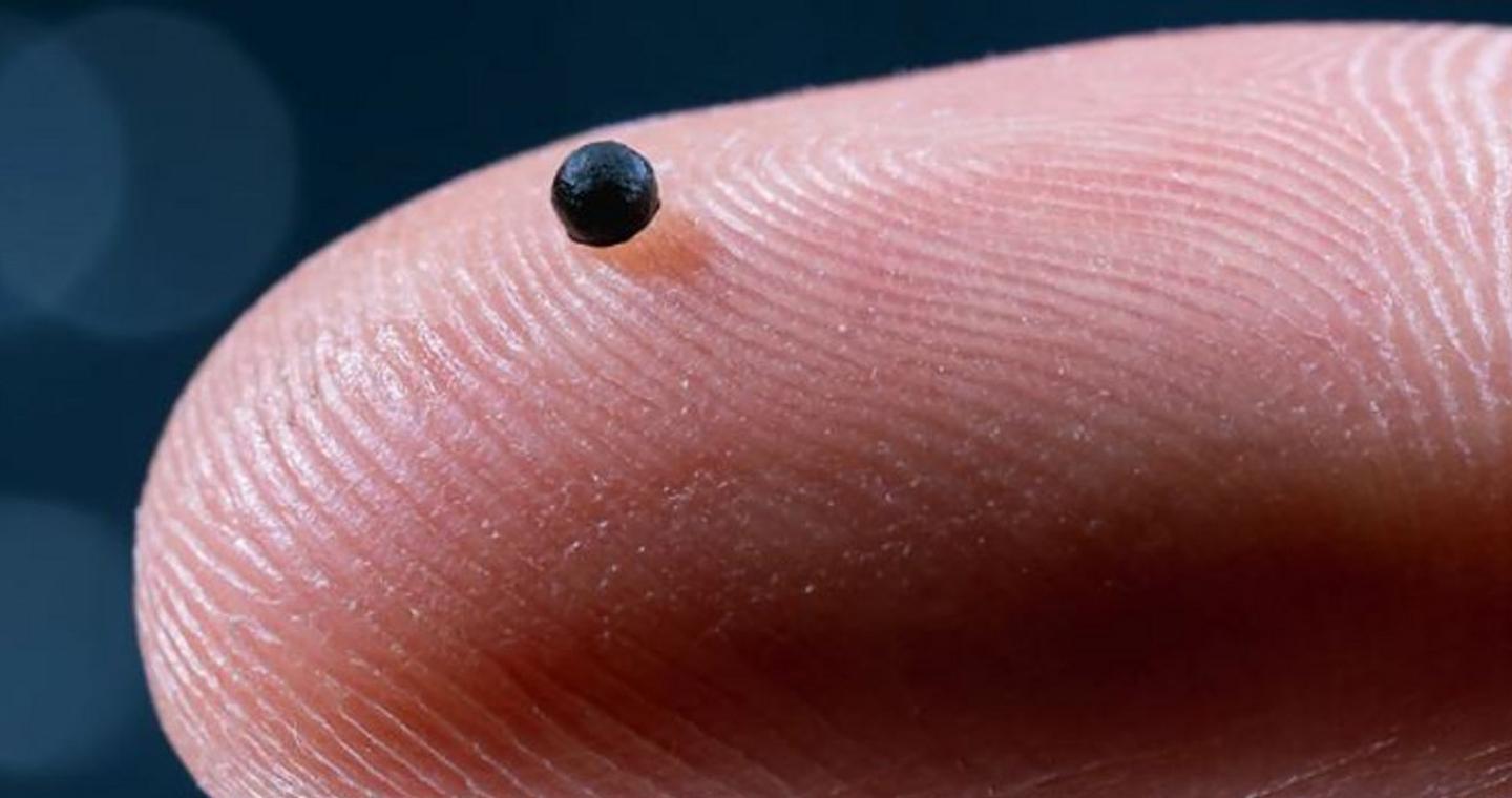 Μικρορομπότ κάψουλα κυλάει στα αγγεία του εγκεφάλου και διαλύει θρόμβους αίματος