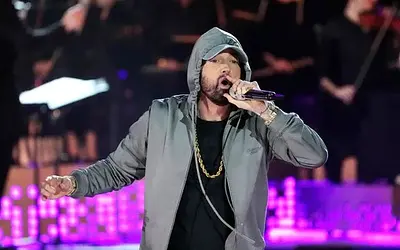 Eminem εναντίον "Swim Shady": Μάχη για το εμπορικό σήμα στην Αυστραλία!