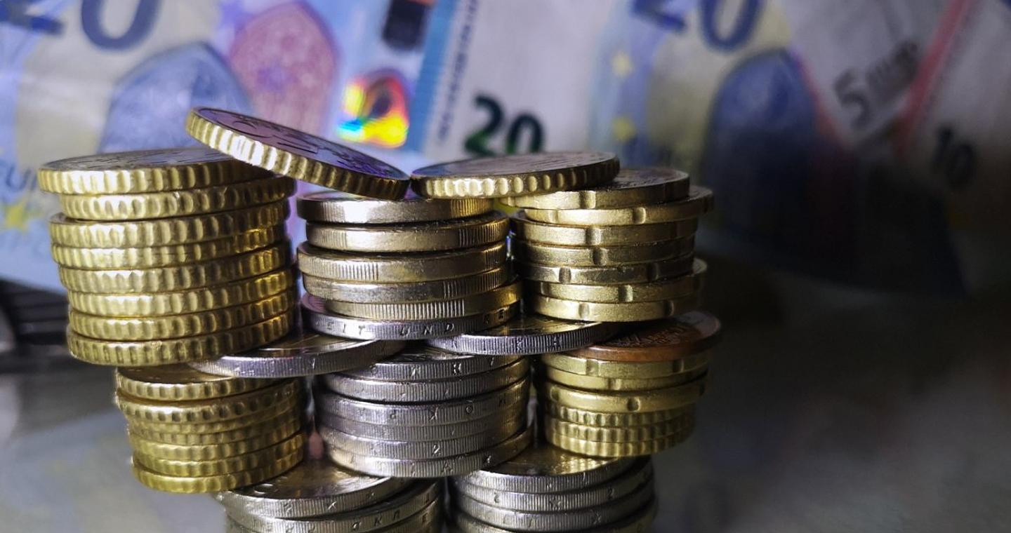 Τα τρία εμπόδια της ελληνικής οικονομίας και το παράδοξο της εργασίας