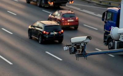 Νέα κάμερα "βλέπει" την αθώα συνήθεια και "γράφει" πρόστιμο!