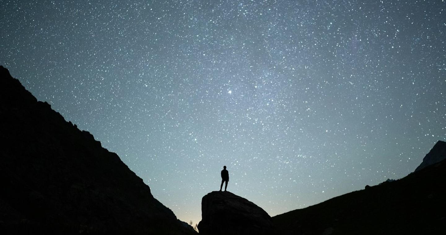 Άκρως Ζωδιακό: Τα Do’s και Don’ts στα ζώδια σήμερα [Παρασκευή 21.11.2025]