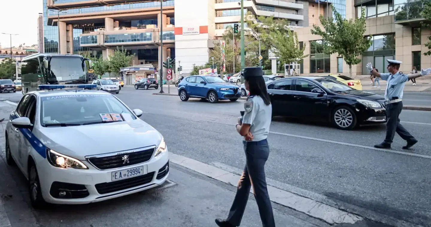 Αυταρχισμός που θυμίζει χούντα