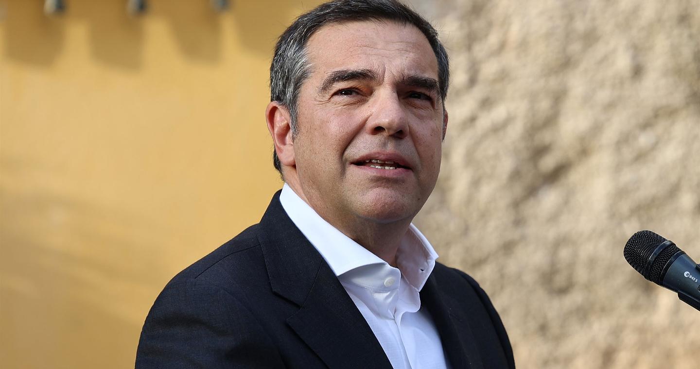 Εντός και Εκτός: Υστατο χαίρε στον Αλέκο Φλαμπουράρη