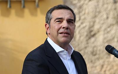 Συνάντηση Βαρθολομαίου με βουλευτές και το βιβλίο του Τσίπρα στο επίκεντρο