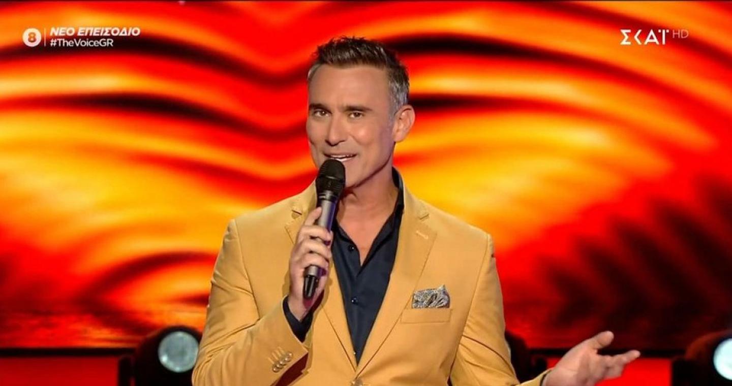 The Voice: Το απίθανο τρολάρισμα του Καπουτζίδη στους κριτές -Το φιλί Μαζωνάκη - Παπαρίζου και το... ολόγραμμα του Μαραβέγια