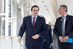 Η Γερμανία υποκλίνεται: "Η Ελλάδα δεν ζητιανεύει, αλλά εντυπωσιάζει"