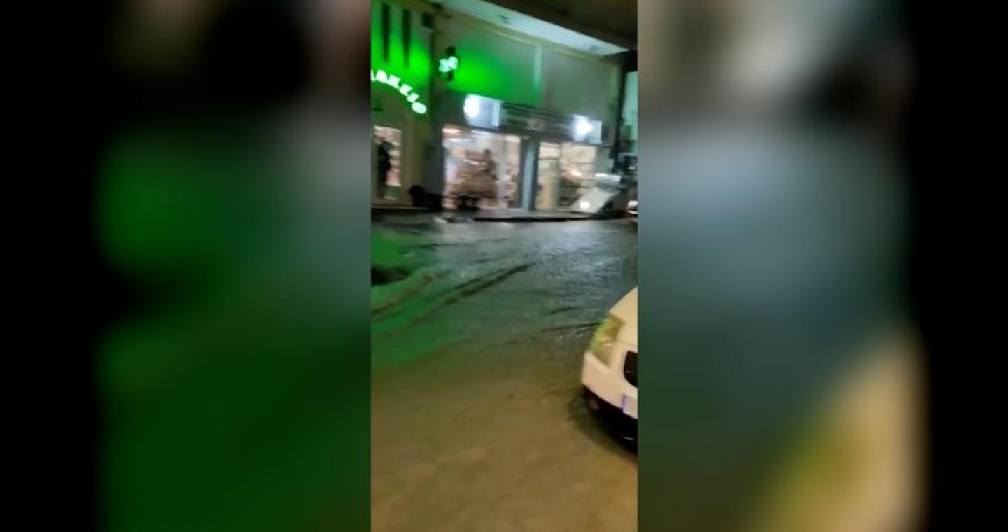 Προβλήματα από τις καταιγίδες σε Ιωάννινα και στη Θεσπρωτία – Ζημιές από κεραυνό σε σπίτι, στο Πάπιγκο τα μεγαλύτερα ύψη βροχής