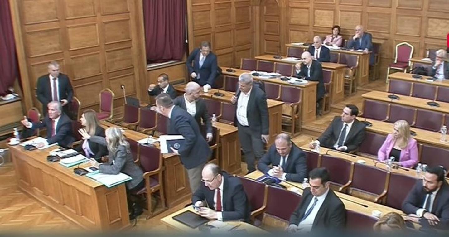 Aποχώρησαν τα κόμματα της αντιπολίτευσης από την Εξεταστική Επιτροπή για τον ΟΠΕΚΕΠΕ – «Στα χέρια του Εισαγγελέα το υπόμνημα Ξυλούρη»