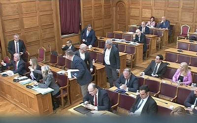 Αντιπολίτευση vs. ΟΠΕΚΕΠΕ: Ένταση, αποχωρήσεις και βολές για συγκάλυψη!