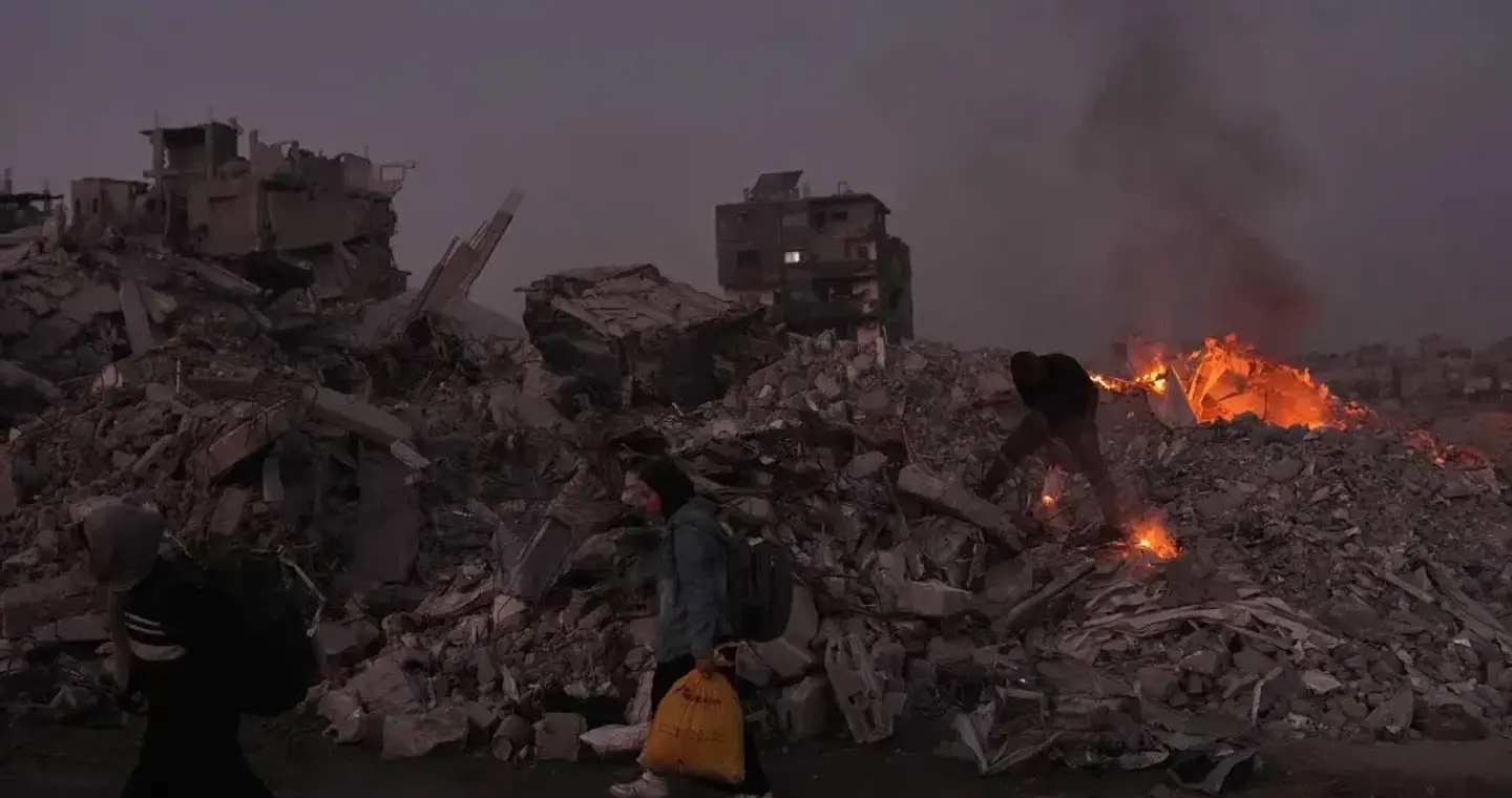 Νέο αιματοκύλισμα στη Γάζα με τουλάχιστον 27 νεκρούς