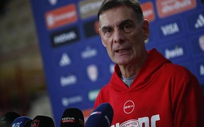 Έξαλλος ο Μπαρτζώκας: "Να μας πουν ποιοι είναι αυτοί!"