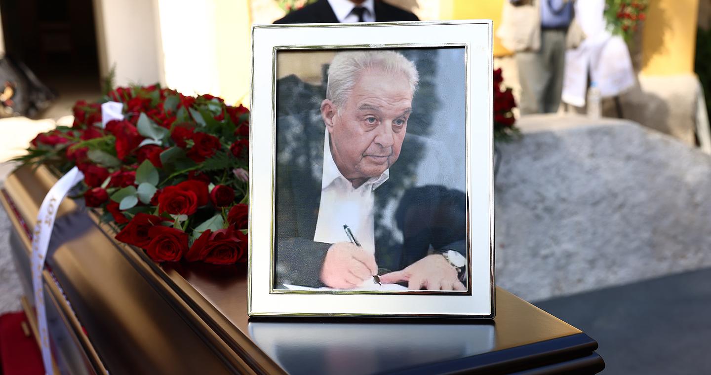 Στο Πάρκο Ελευθερίας το τελευταίο αντίο στον Αλέκο Φλαμπουράρη [φωτογραφίες]