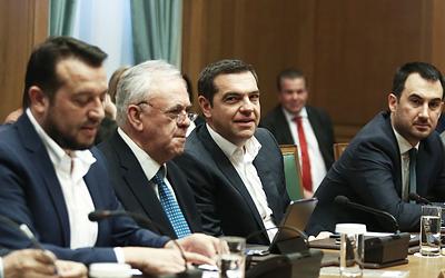 «Λέει ψέματα»: θύελλα αντιδράσεων για το βιβλίο του Αλέξη Τσίπρα!