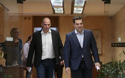 Βαρουφάκης: «Θα περιμένω την ταινία» – Αιχμές για Τσίπρα και το 2015
