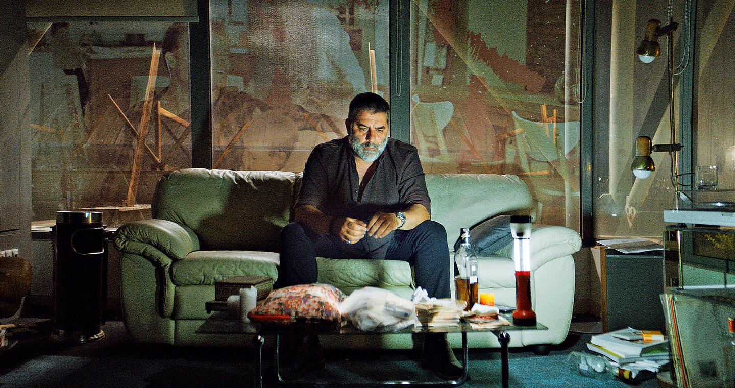 Βασίλης Μπισμπίκης: Η κρίση μάς έκανε πιο παρτάκηδες