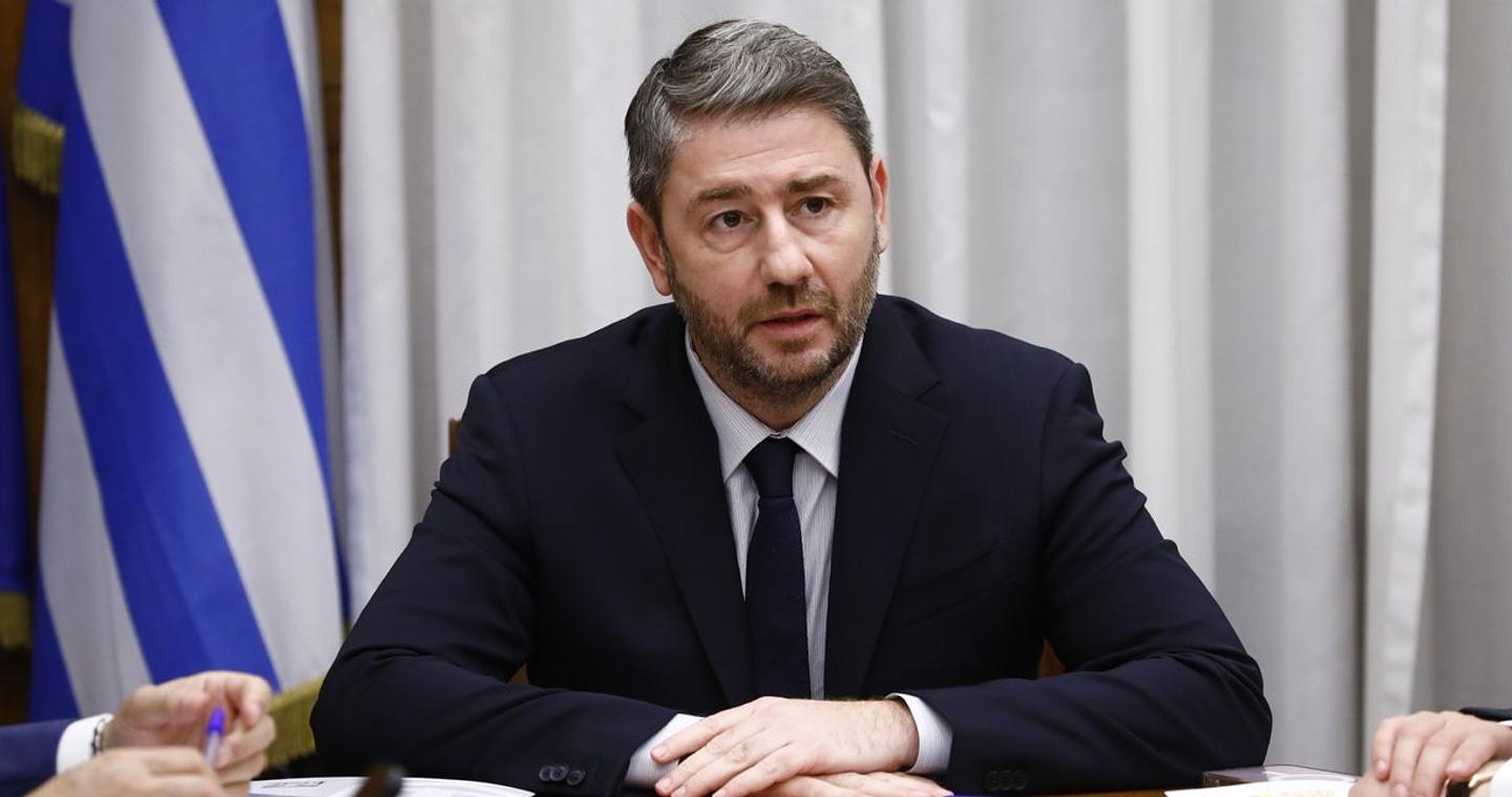 Ανδρουλάκης στο προεδρείο ΚΕΔΕ: Διαφωνούμε με όσα συζητά η κυβέρνηση για αλλαγή εκλογικού νόμου