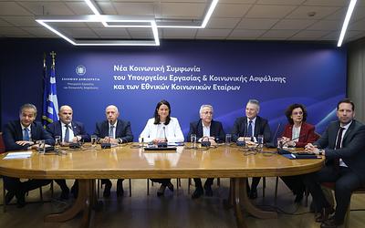 Συλλογικές συμβάσεις: Ιστορική συμφωνία Κεραμέως, ΣΕΒ και ΓΣΕΕ