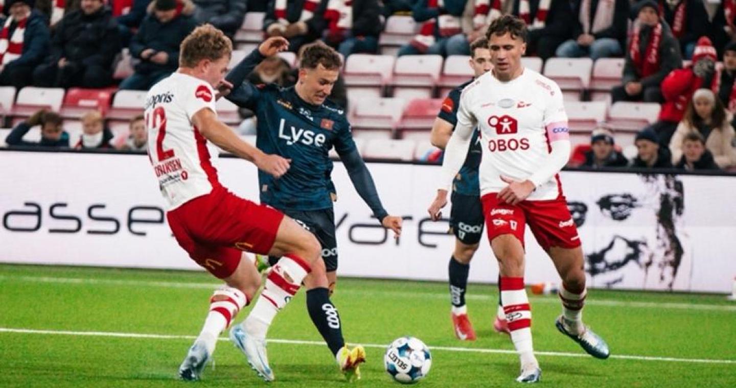 Μία ανάσα από τον τίτλο στη Νορβηγία η Βίκινγκ - Γιατί... πανηγυρίζουν Ολυμπιακός και ΠΑΟΚ