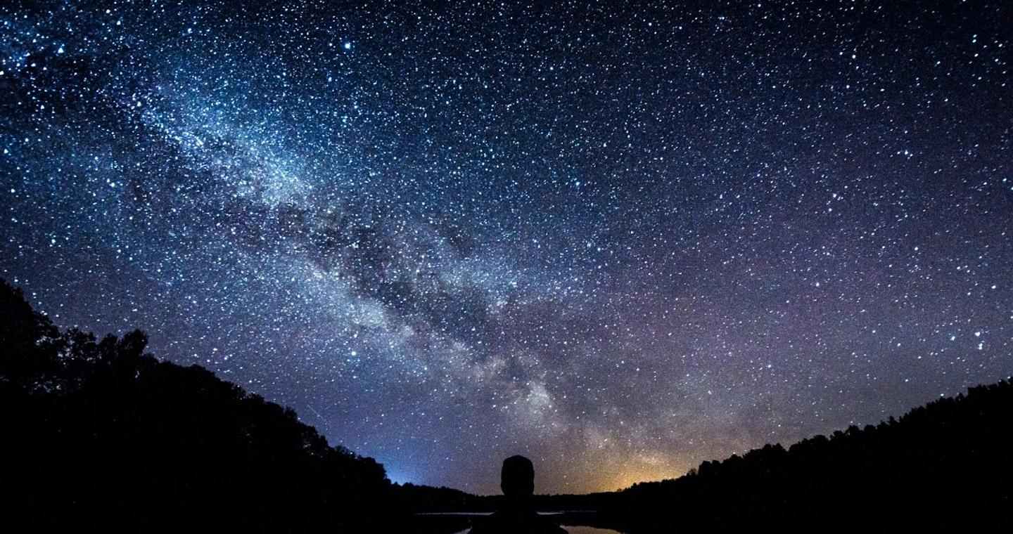 Άκρως Ζωδιακό: Τα Do’s και Don’ts στα ζώδια σήμερα [Κυριακή 23.11.2025]